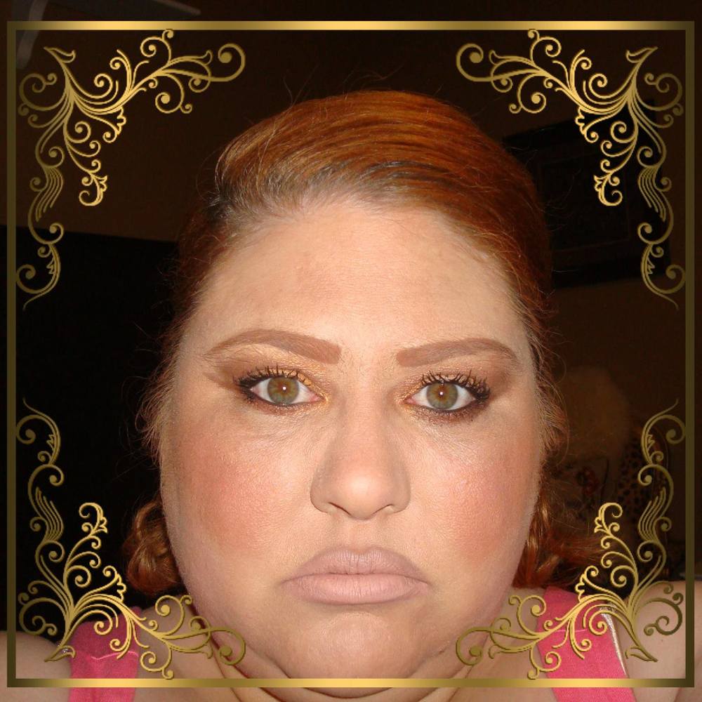 Meet your Posher, Elizabeth a
